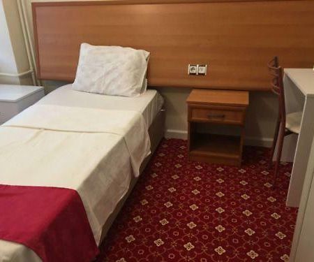 Oezyurt Hotel Μπαρτίν Εξωτερικό φωτογραφία